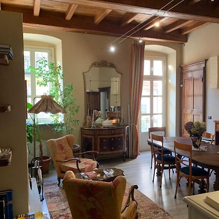 Bed and Breakfast Domus Aurea Салуццо Экстерьер фото