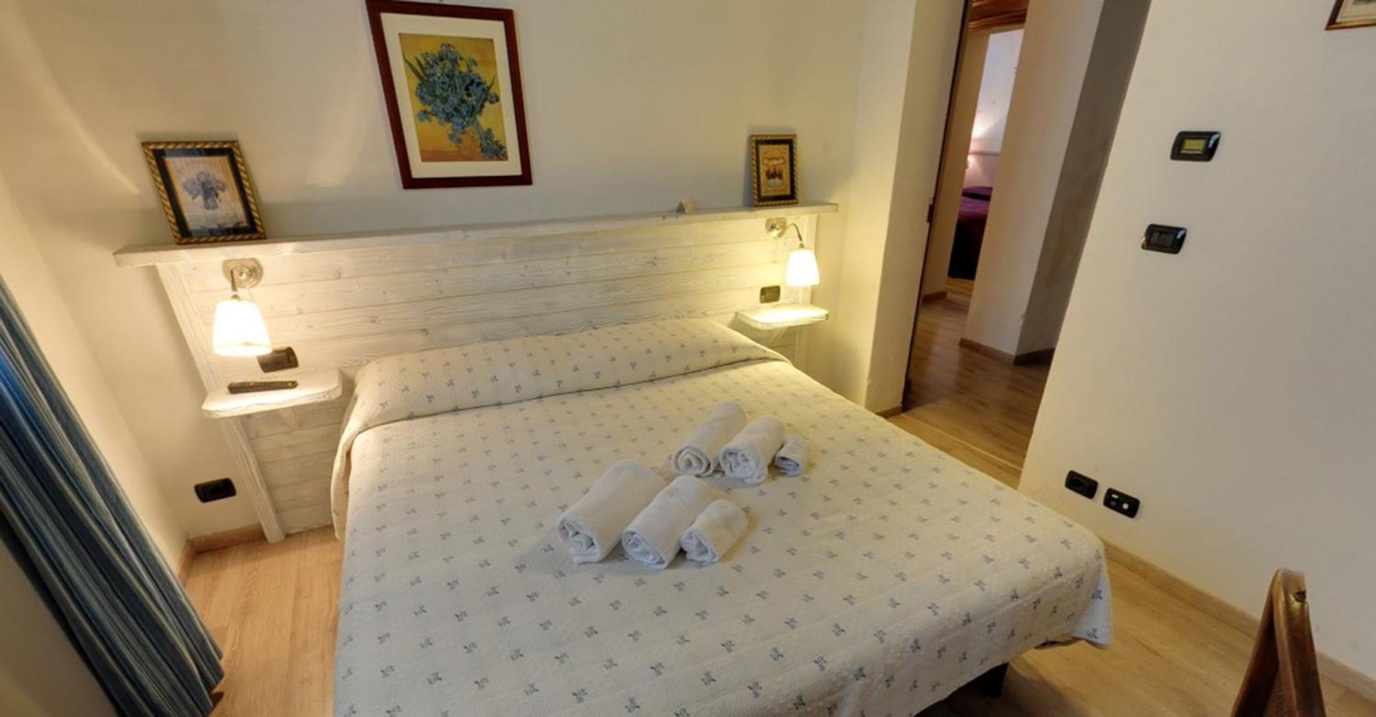 Bed and Breakfast Domus Aurea Салуццо Номер фото