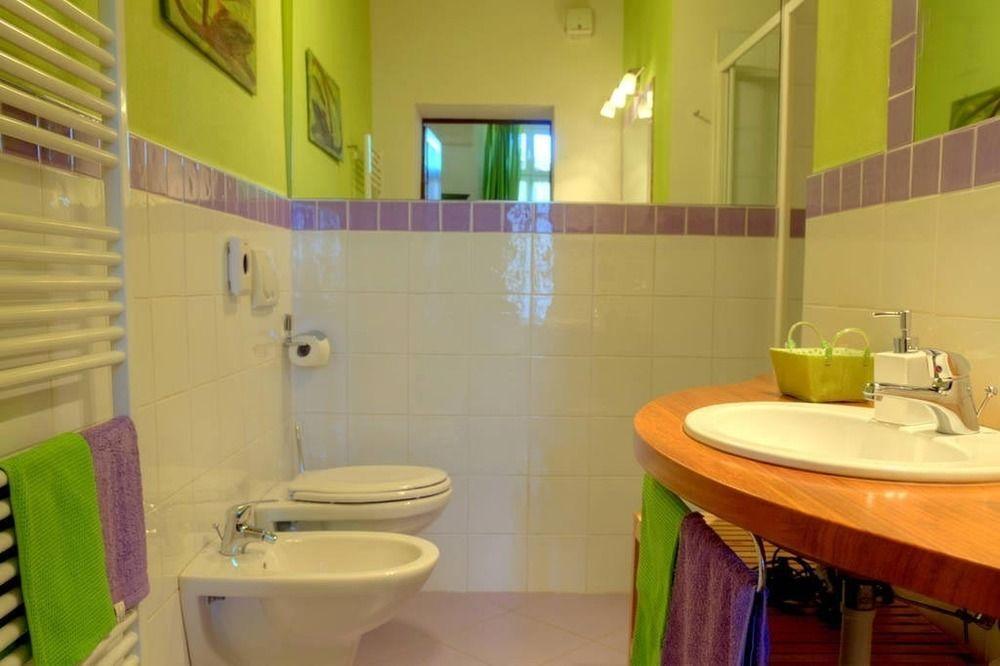 Bed and Breakfast Domus Aurea Салуццо Экстерьер фото