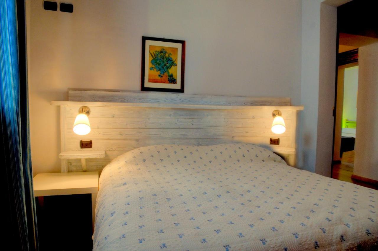 Bed and Breakfast Domus Aurea Салуццо Экстерьер фото